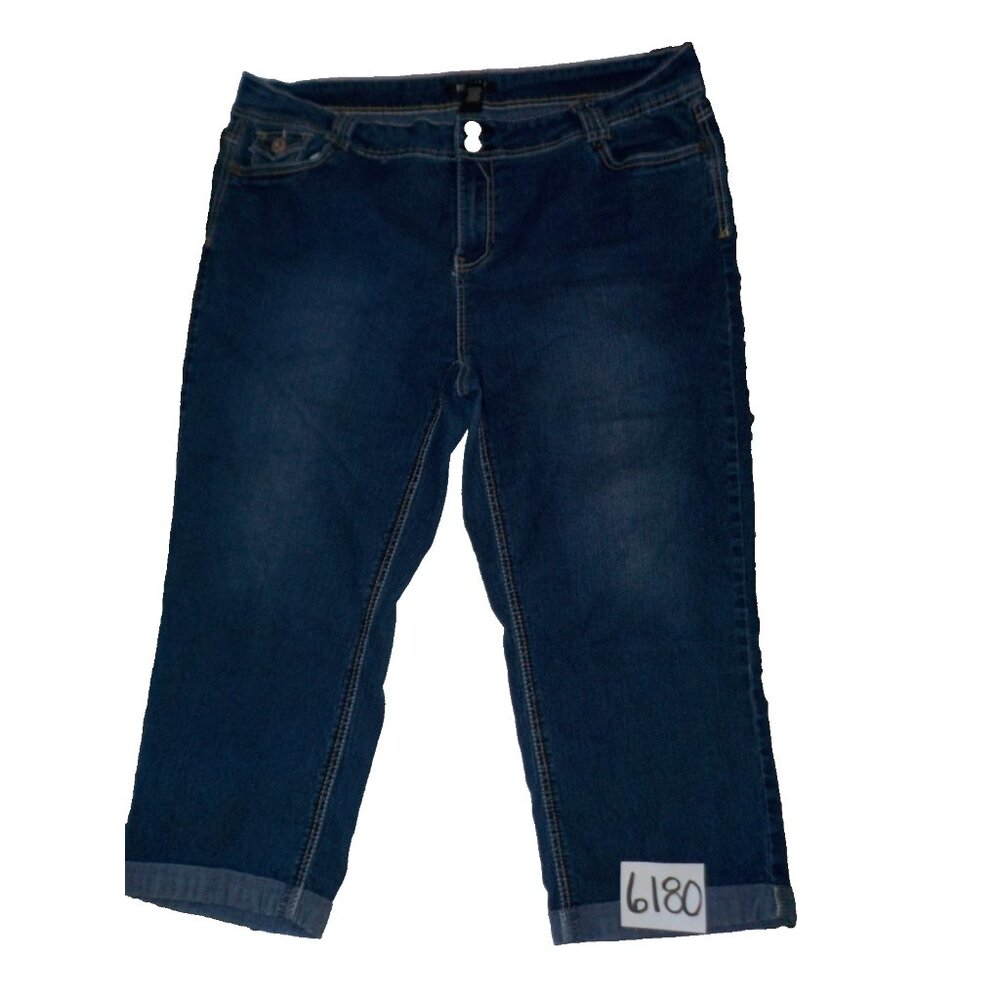 Roz & Ali Blue Denim Stretch Capris Thick Stitched Womens Plus Size 20 (36 x 32)